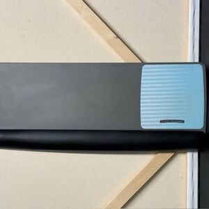 3M Ergonomic Gel Wrist Rest Platform for Keyboard & Mouse ($120 retail!)